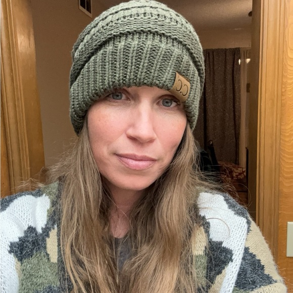 Meet your Posher, Lacey - Picture 2 of 4